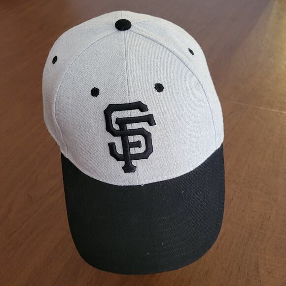 San Francisco Giants Hat Cap One size fits all , adjustable - Picture 1 of 9